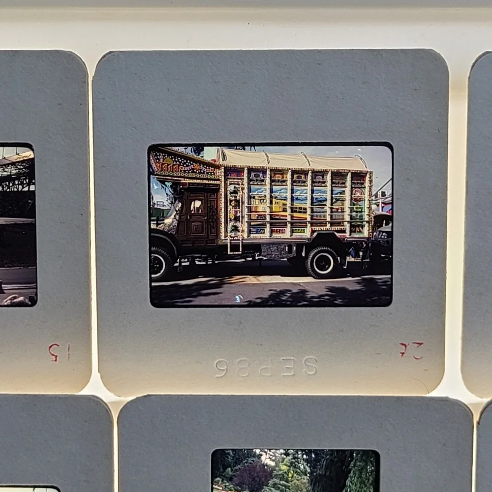 Lot of 33 Slides British Columbia Canada Tourist Scenic Photos People 1986 Lot 4